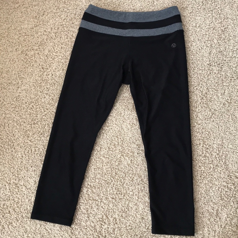 Capri workout leggings